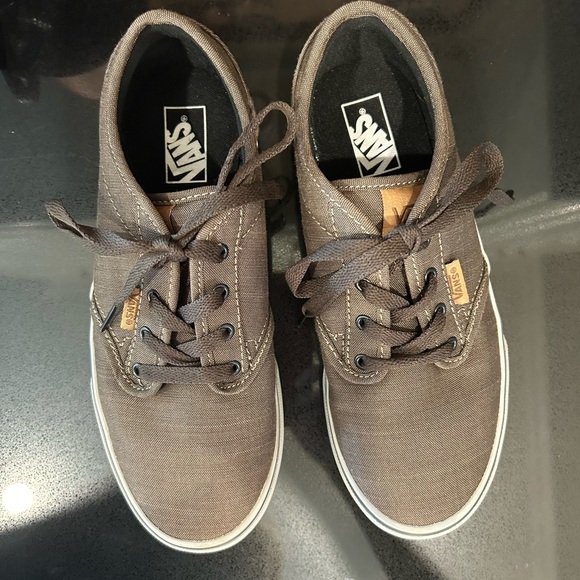 DONATED - Vans shoes - Picture 1 of 7